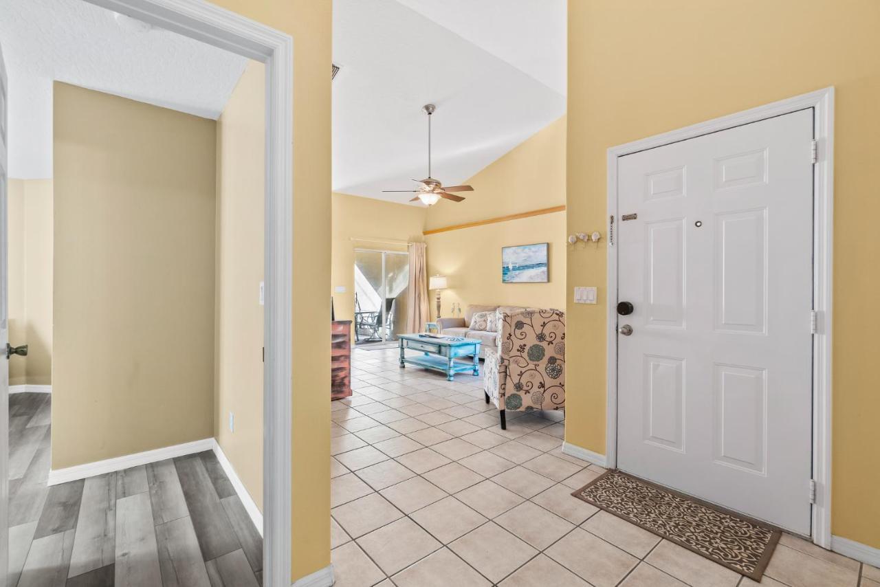 Heart Of The Waves - 3Br & 2Ba Beach Retreat - New Hot Tub - Outside Patio With Grill & Seating, Steps To Fun! Melbourne Exteriör bild